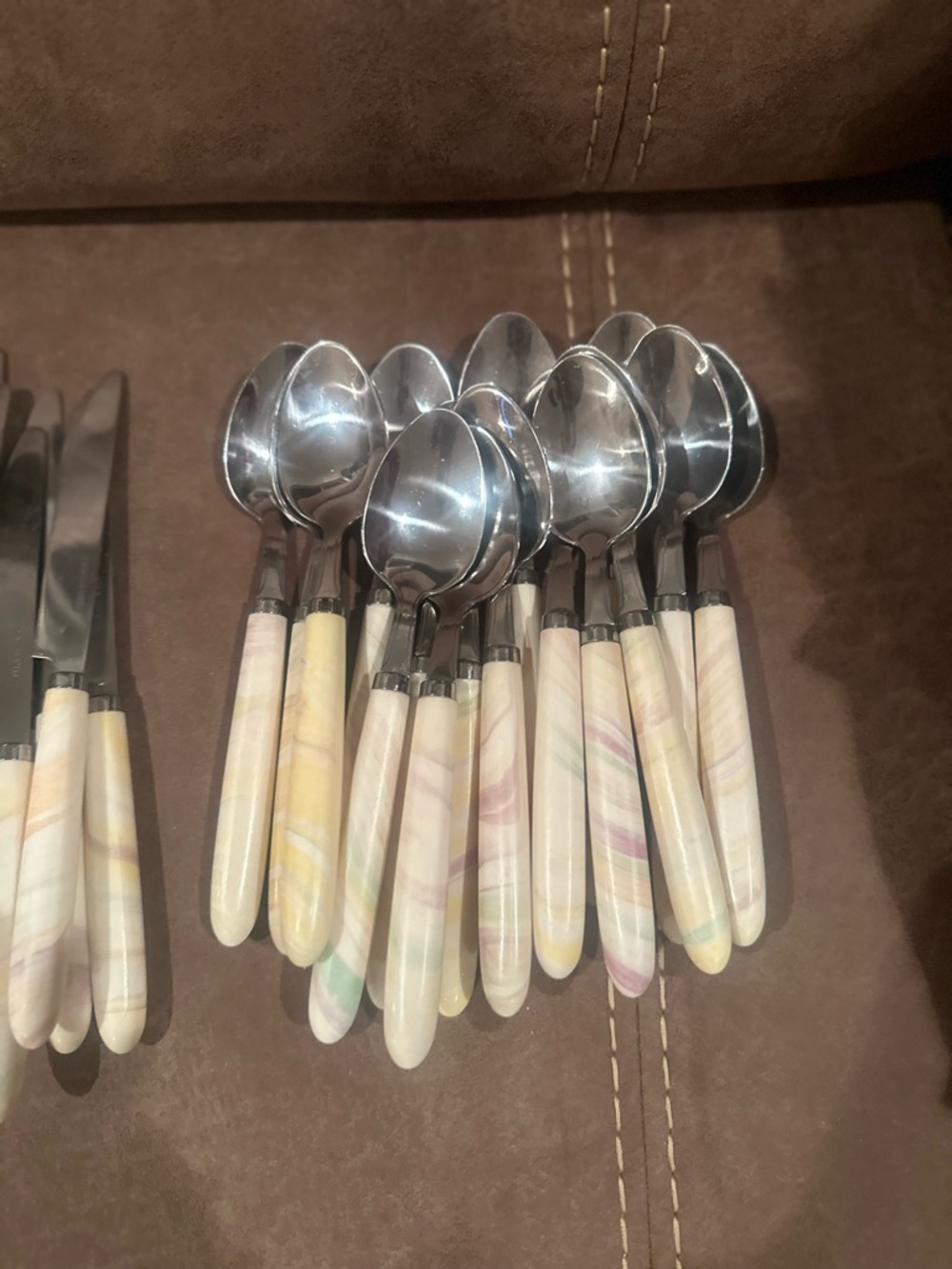 Marble Swirl Silverware Set - Picture 2 of 11